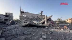 Gaza, la devastazione a Khan Younis dopo attacchi Israele