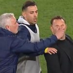 Mourinho, follia dopo il derby Fenerbahce-Galatasaray: prende per il naso Buruk e scoppia la maxi-rissa
