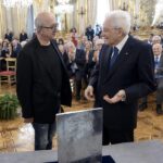 Mattarella: “La concentrazione dei poteri indebolisce la democrazia”