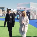 La premier Meloni a Ortona visita l’Amerigo Vespucci
