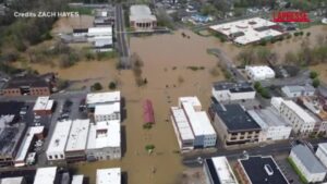 Usa, le immagini dal drone dopo le forti inondazioni in Kentucky