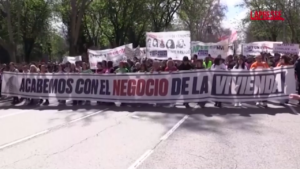 Spagna, in migliaia a Madrid in corteo contro il caro-affitti