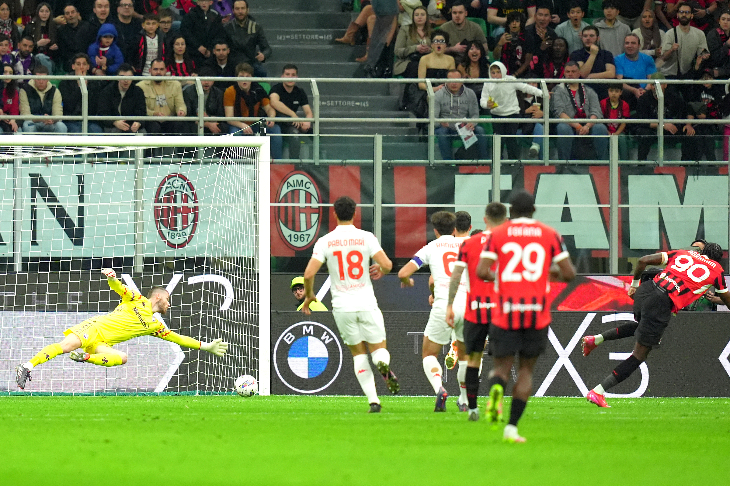 Milan-Fiorentina 2-2, pareggio con gol al Meazza