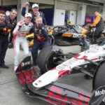 F1, Gp Giappone 2025, Verstappen trionfa a Suzuka davanti a Norris e Piastri