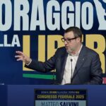 Congresso della Lega, Salvini rieletto segretario per acclamazione