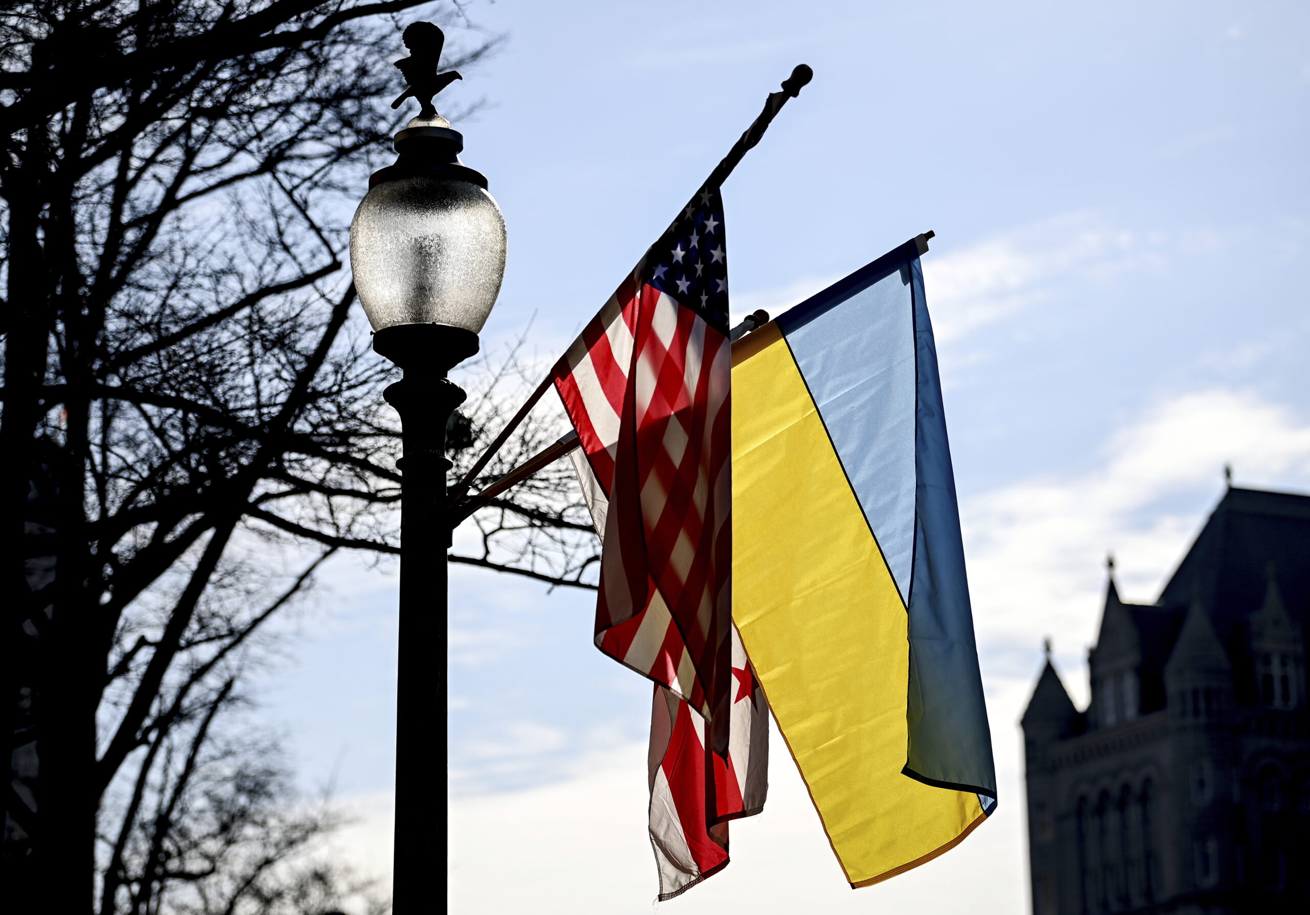 Ucraina-Usa, delegazione Kiev negli Stati Uniti prossima settimana per nuova bozza accordo minerali