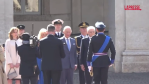 Re Carlo a Roma: l’arrivo al Quirinale da Mattarella