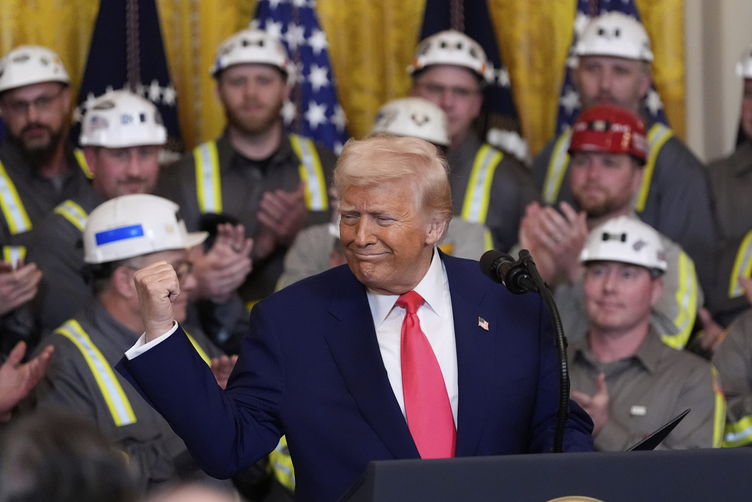 Dazi Trump, entrano in vigore le nuove tariffe: 104% alla Cina
