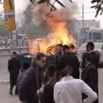 Gerusalemme: ebrei ortodossi bruciano pane lievitato in vista della Pasqua