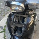 Alessandro Giuli, il ministro denuncia atti vandalici sul motorino della moglie