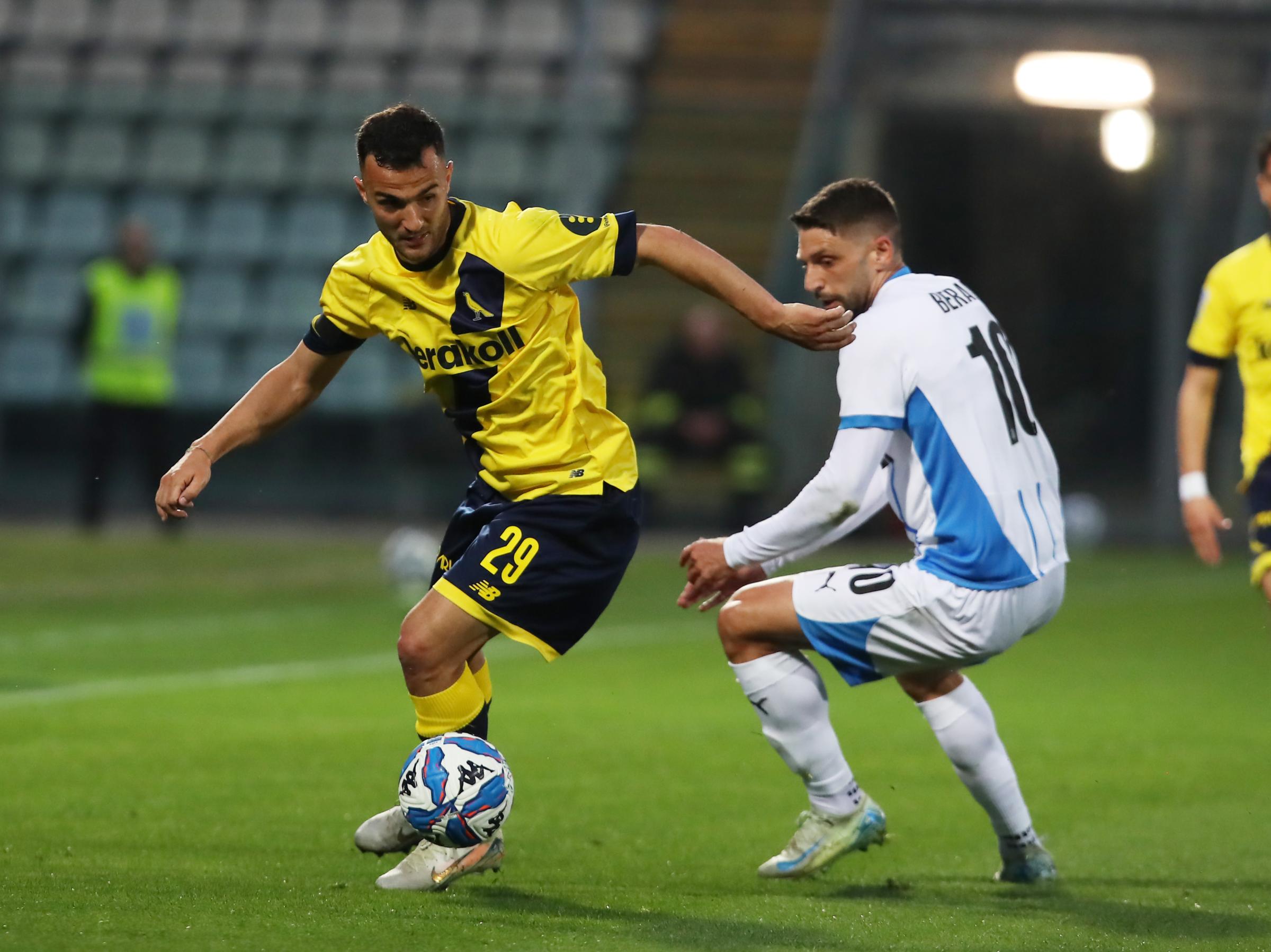 Il Sassuolo vince a Modena 3-1, promozione a un passo Il Sassuolo vince a Modena 3-1, promozione a un passo