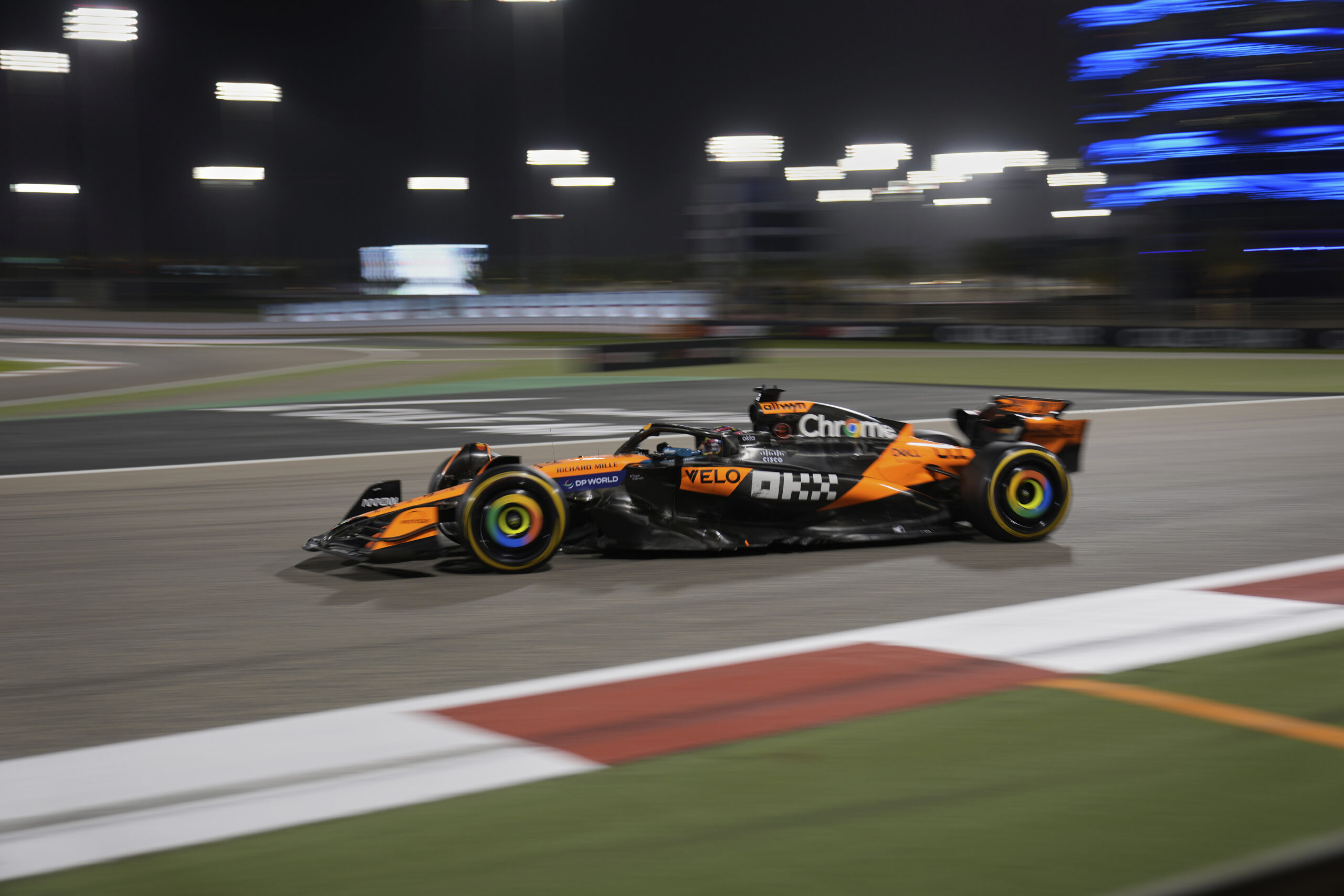 Gp Bahrain, vince Piastri: quarta e quinta le Ferrari Gp Bahrain, vince Piastri: quarta e quinta le Ferrari