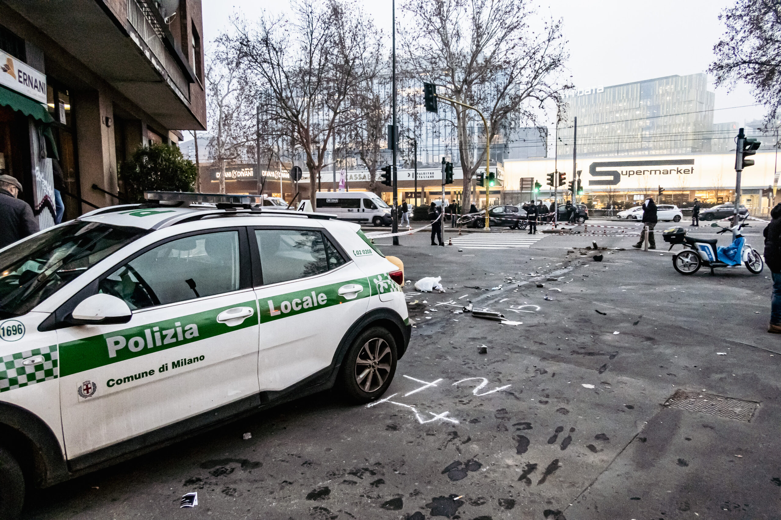 Incidenti stradali, tre morti in poche ore Incidenti stradali, tre morti in poche ore