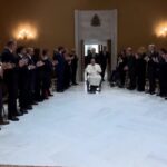 Papa Francesco incontra lo staff del Gemelli, il ringraziamento alla rettrice della Cattolica