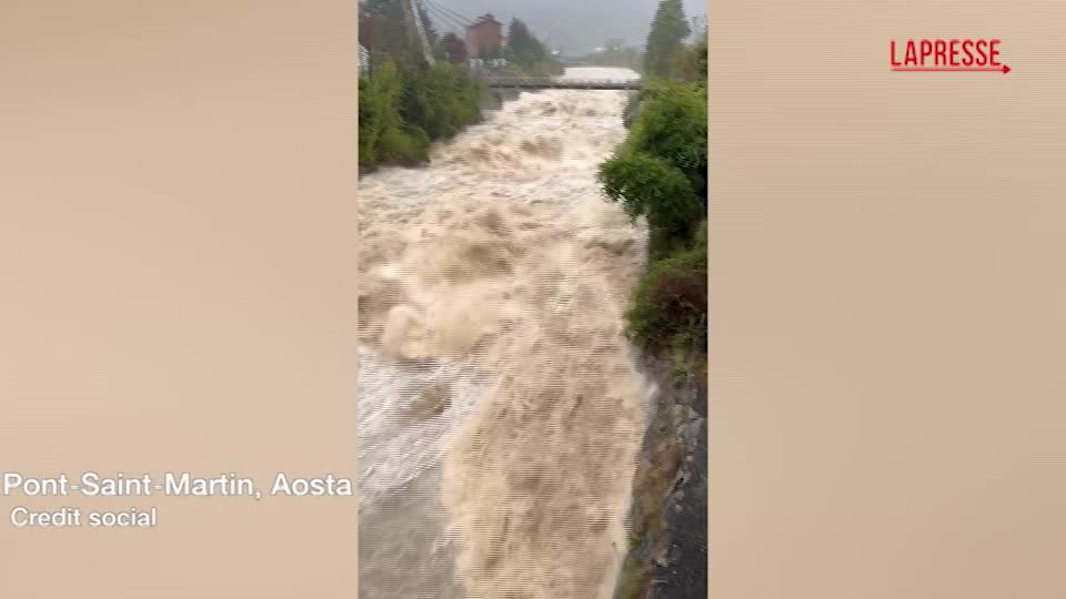 Maltempo Piemonte e Valle d’Aosta, i fiumi in piena nei video sui social Maltempo Piemonte e Valle d’Aosta, i fiumi in piena nei video sui social