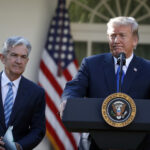 Trump attacca Powell: “Troppo lento sui tassi, il suo licenziamento arrivi in fretta”