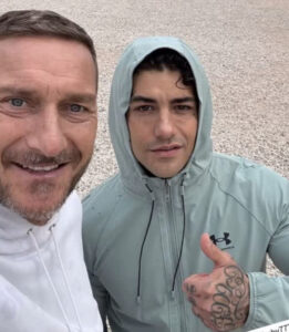 Francesco Totti e Tony Effe al Circo Massimo