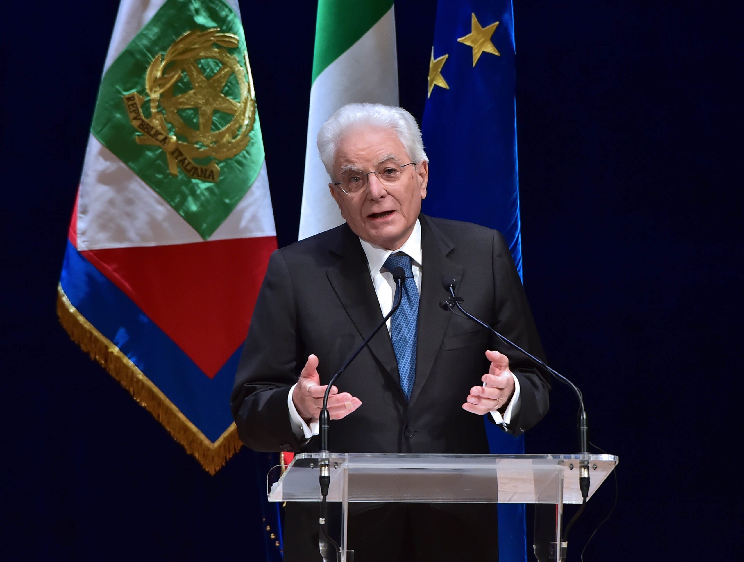 Migranti, Mattarella: “Nostra civiltà ci impedisce di voltare le spalle”