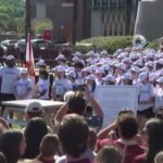 Florida, la veglia dopo la sparatoria in Università