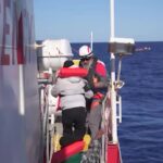 Migranti, Life Support di Emergency: “Il porto di Ravenna non è il più vicino, abbiamo a bordo 82 persone tra cui 27 minori”