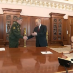 Ucraina, Putin annuncia la tregua di Pasqua: “Ordino lo stop alle azioni militari”