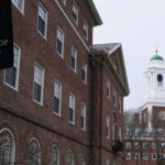 Università Harvard fa causa all’amministrazione Trump per il taglio dei finanziamenti