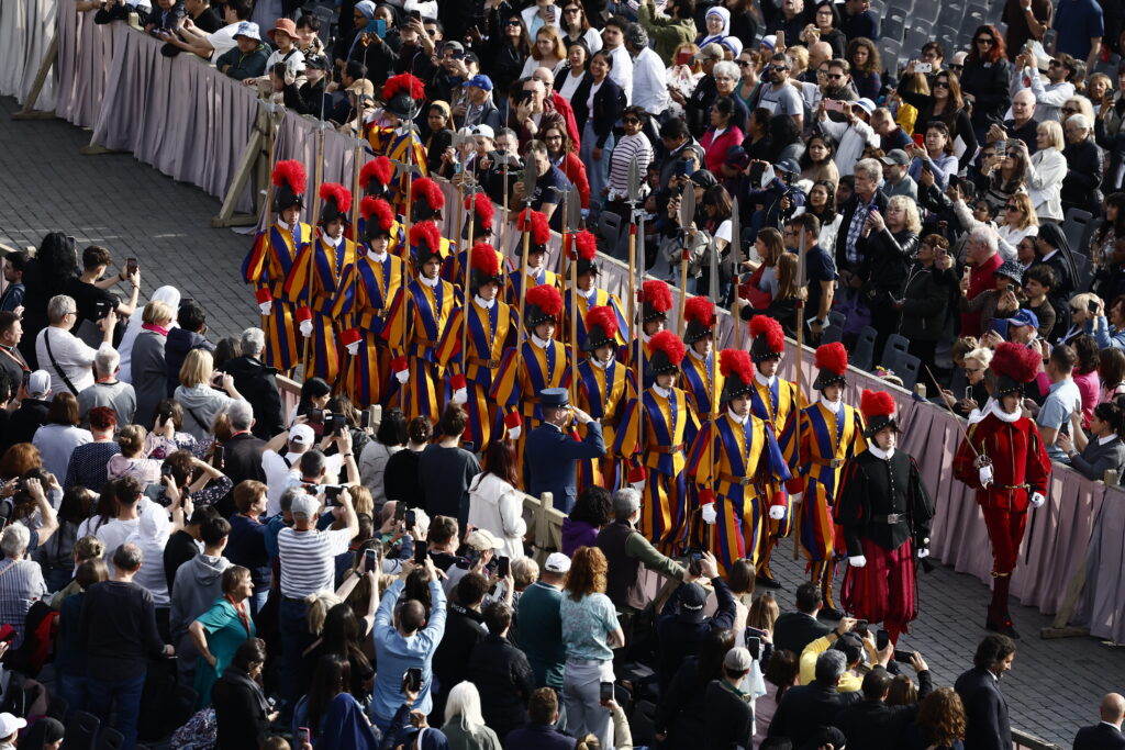 Galleria foto 'Papa Francesco, la traslazione della salma in 10 foto' - foto 4