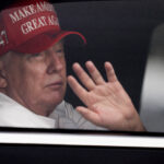 Ucraina, Trump: “Raid Russia su Kiev nel momento sbagliato, Vladimir fermati”