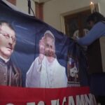 Papa Francesco, l’omaggio dei tifosi del San Lorenzo a Buenos Aires
