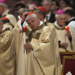 Konrad Krajewski, chi è il cardinale braccio solidale di Papa Francesco