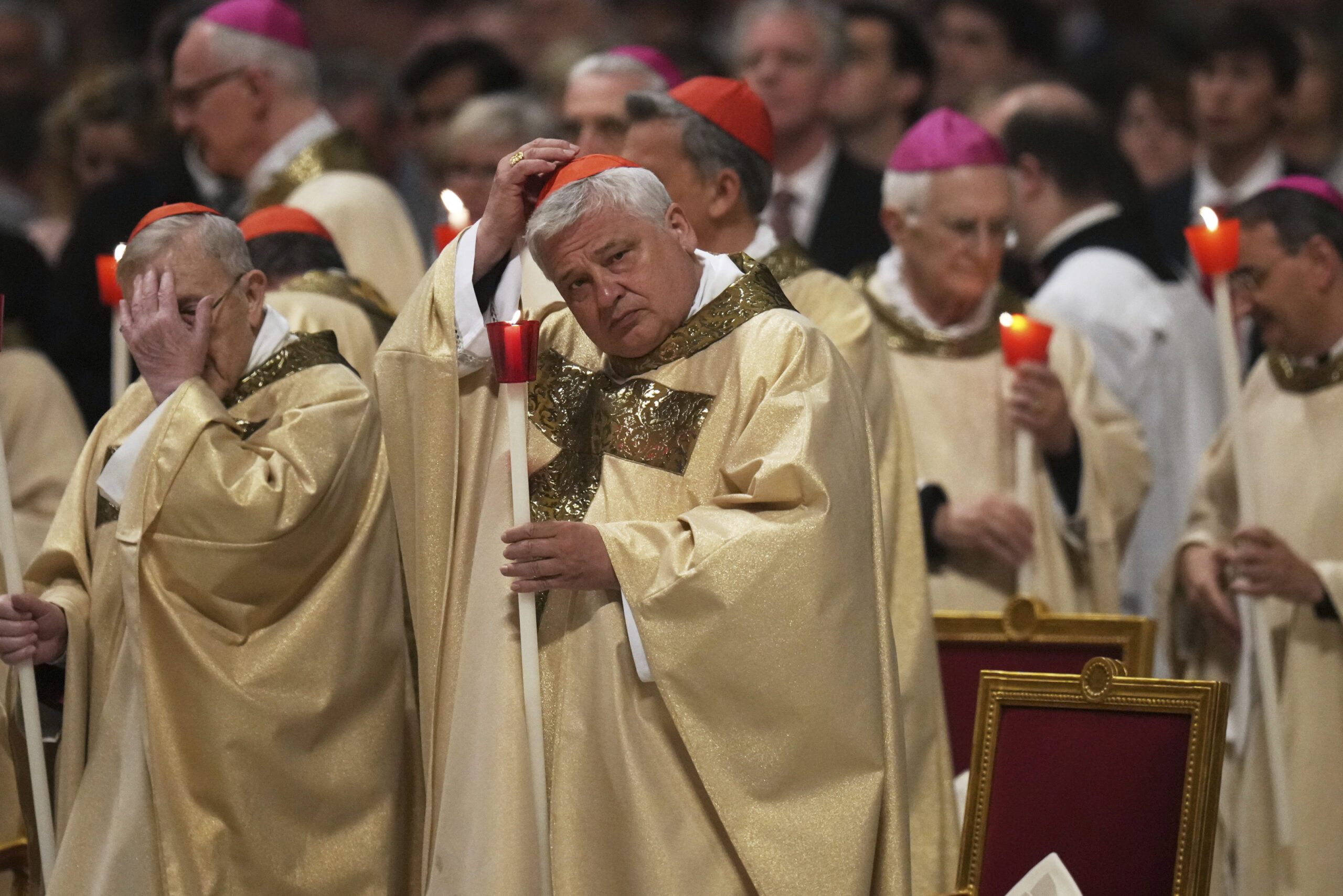 Konrad Krajewski, chi è il cardinale braccio solidale di Papa Francesco