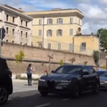 Papa Francesco, il presidente austriaco imbottigliato nel traffico a Roma