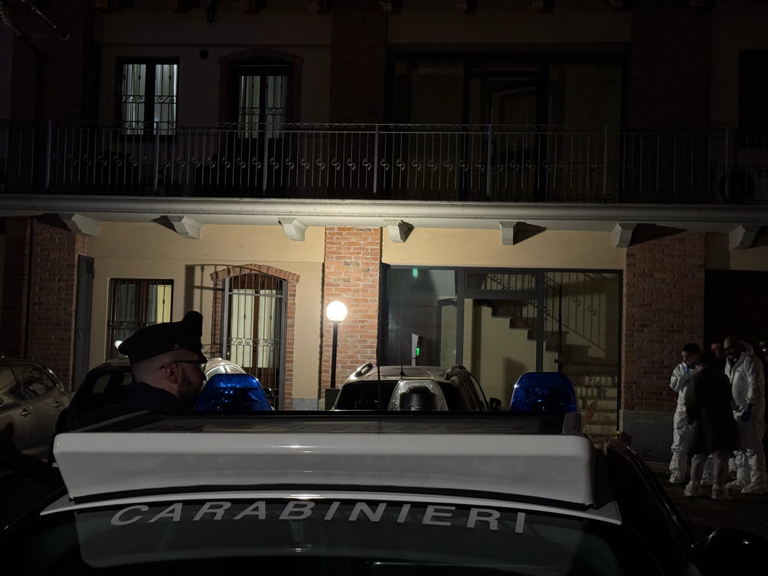 Torino, uccide i vicini e si suicida a Volvera: killer era ‘ossessionato’ da Chiara Spatola