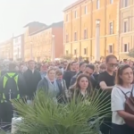 Funerali Papa Francesco, lunghe code in via della Conciliazione