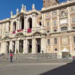 Funerali Papa Francesco, quattro maxi schermi davanti alla Basilica di Santa Maria Maggiore