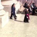 Funerali Papa Francesco, Trump e Biden in piazza San Pietro