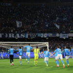 I giocatori del Napoli esultano dopo la vittoria per 2-0 contro il Torino nella 34esima giornata di Serie A