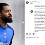Douglas Luiz, un tifoso Juve lo provoca sui social: lui risponde