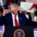 Usa, Trump chiude il comizio dei 100 giorni con la “Trump Dance”