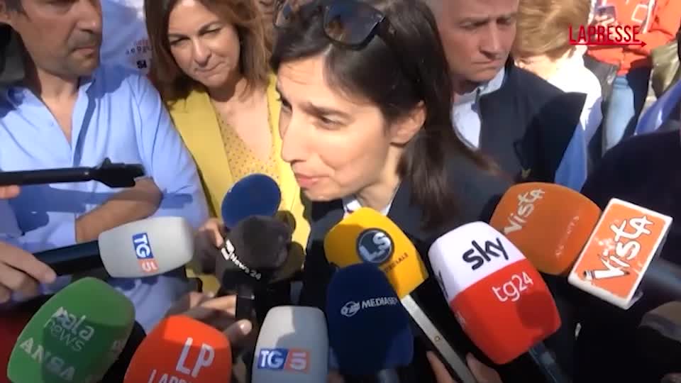 Lavoro, Schlein: “Meloni mente agli italiani, venga tra i lavoratori e si occupi di loro” Lavoro, Schlein: “Meloni mente agli italiani, venga tra i lavoratori e si occupi di loro”