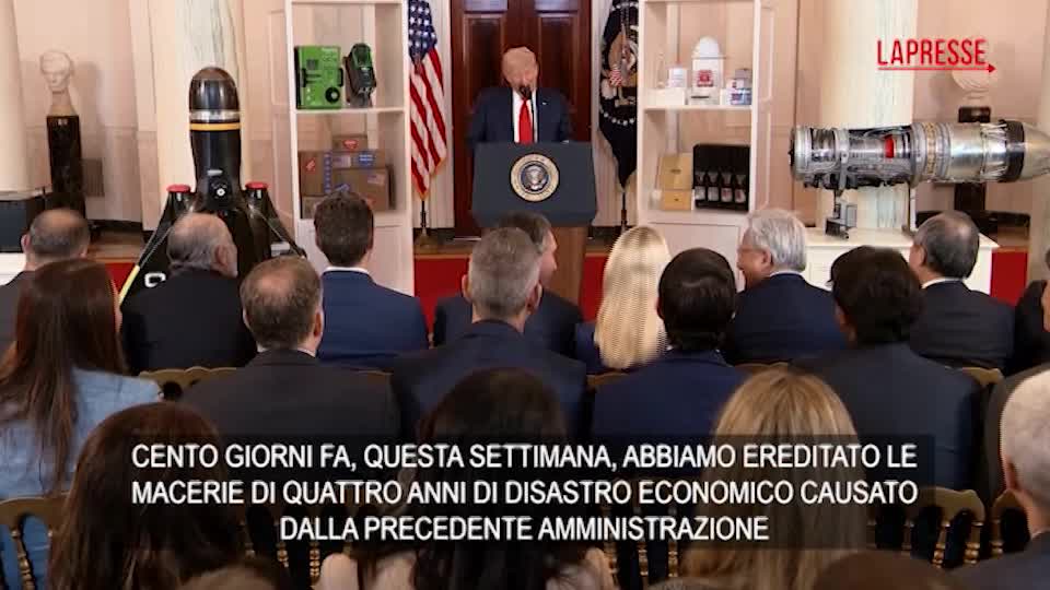 Usa, Trump ribadisce: “Il calo del Pil è colpa di Biden” Usa, Trump ribadisce: “Il calo del Pil è colpa di Biden”