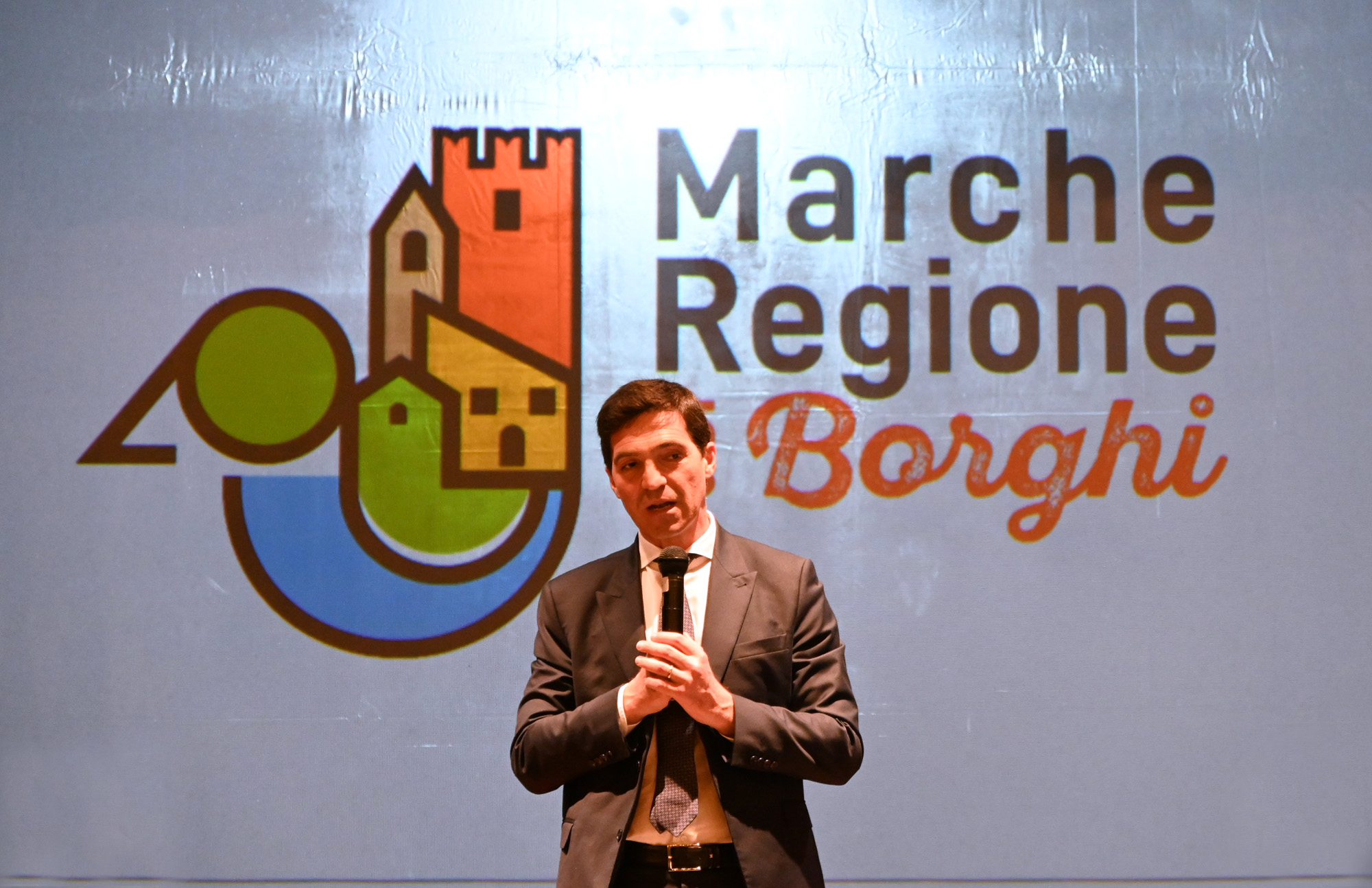 Marche, pubblicato il bando da 7 milioni per accoglienza e ricettività dei borghi Marche, pubblicato il bando da 7 milioni per accoglienza e ricettività dei borghi