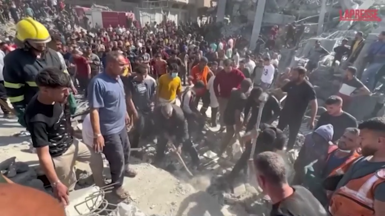 Gaza attacco da Lapresse.it gaza un attacco aereo israeliano nel nord della striscia uccide almeno 5 persone