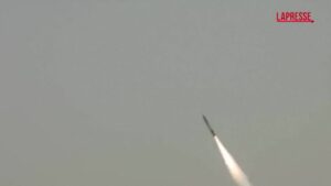 Pakistan, tensioni con India su Kashmir: effettuato test missile