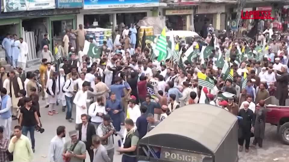 Pakistan nuove da Lapresse.it pakistan nuove proteste contro l india nel kashmir