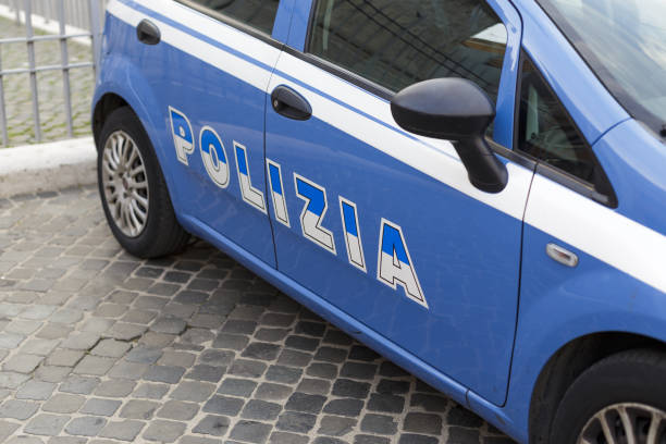 Torino, 19enne ucciso in strada con una coltellata Torino, 19enne ucciso in strada con una coltellata