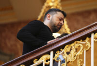 Il Presidente ucraino Volodymyr Zelensky al Summit per l'Ucraina a Londra