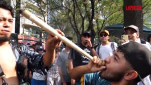 Messico, migliaia di persone manifestano per libero accesso alla cannabis