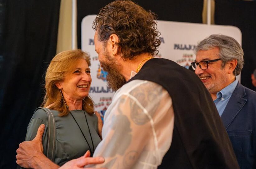 Jovanotti posta foto con Laura Mattarella: “Fortunati ad avere suo babbo” Jovanotti posta foto con Laura Mattarella: “Fortunati ad avere suo babbo”