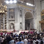 Conclave 2025, i cardinali a messa in San Pietro per l’ultimo giorno dei Novendiali